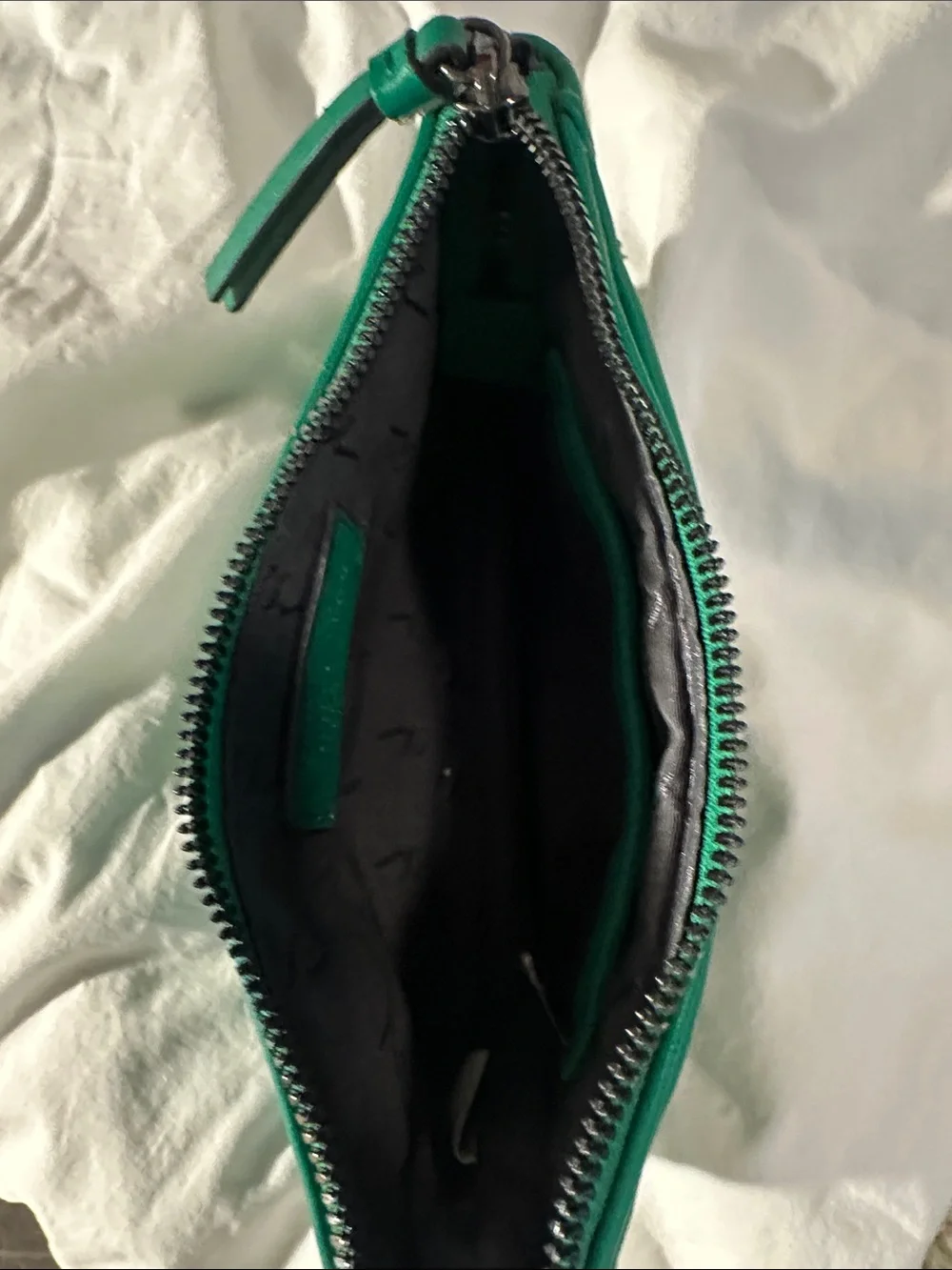 Simply Vera Vera Wang Green Leather Wristlet Clutch